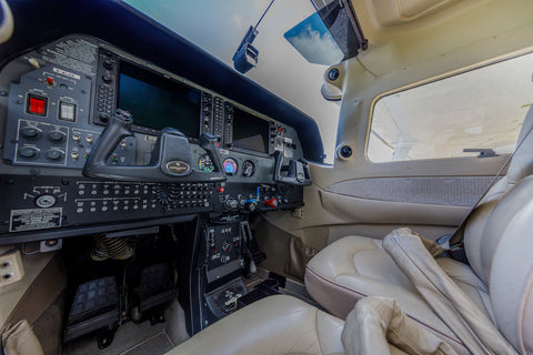 Elevate Your Skills Advanced Flight School Programs