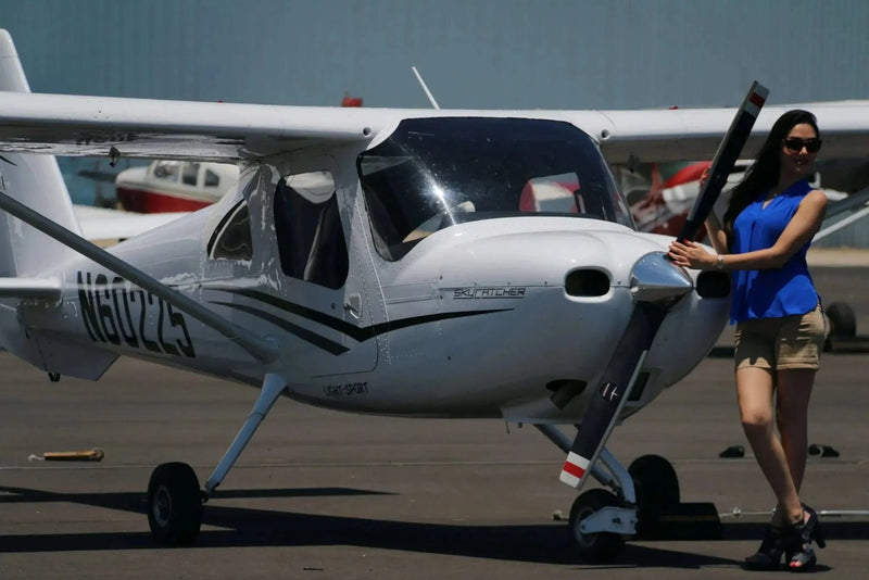 Cessna 162 Skycatcher training aircraft on the ramp at Van Nuys Airport, LA Flight School