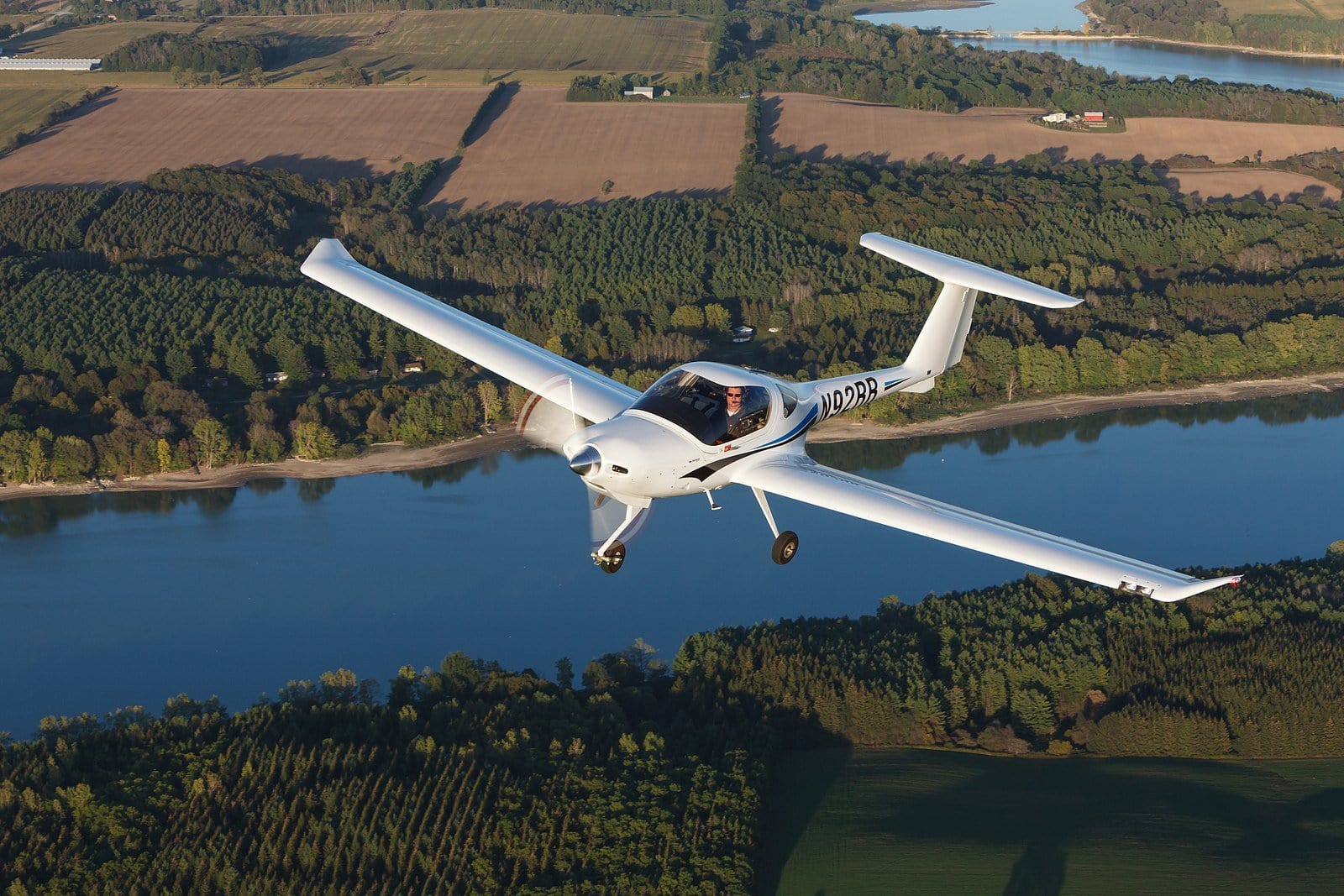 Standard Private Pilot Program at Van Nuys Airport Join Our Private Pilot Program at Van Nuys Airport