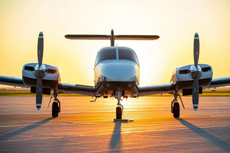 Piper Seminole multi-engine aircraft for the Multi-Engine Rating program at Los Angeles Flight School, Van Nuys Airport