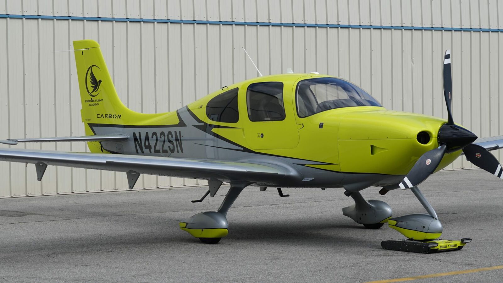Glass cockpit instrument panel used for instrument training at Los Angeles Flight School